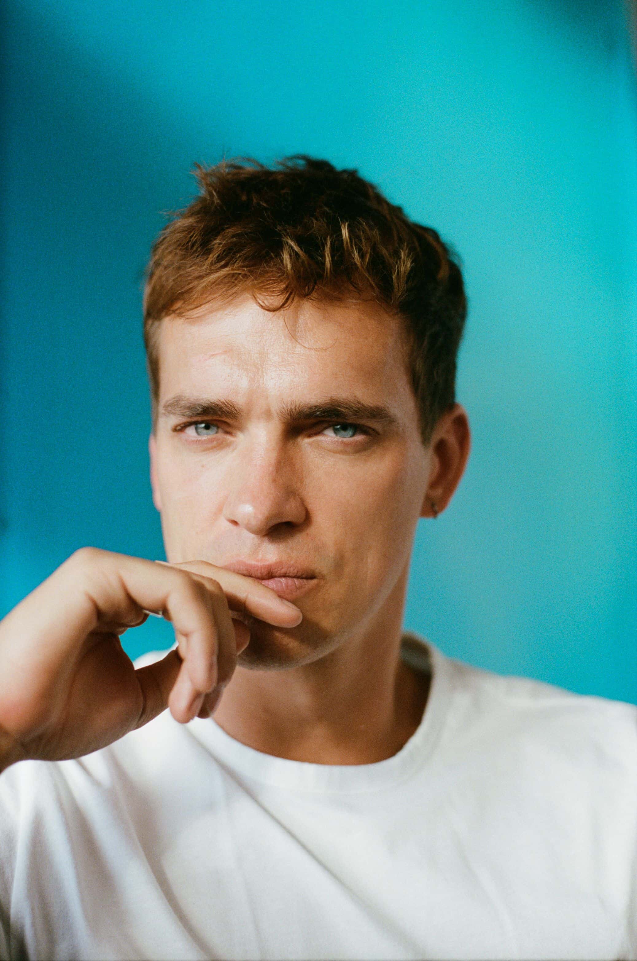 Scrolling selection of images 5